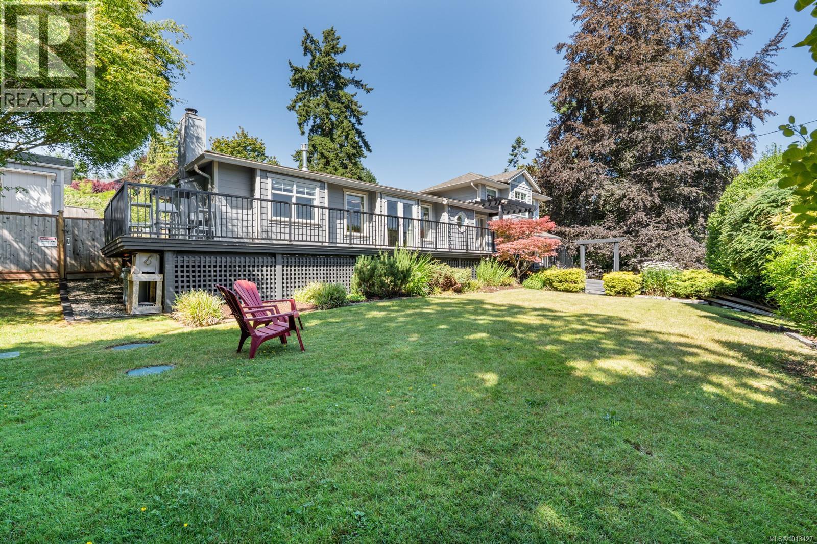 2618 Mill Bay Rd, Mill Bay