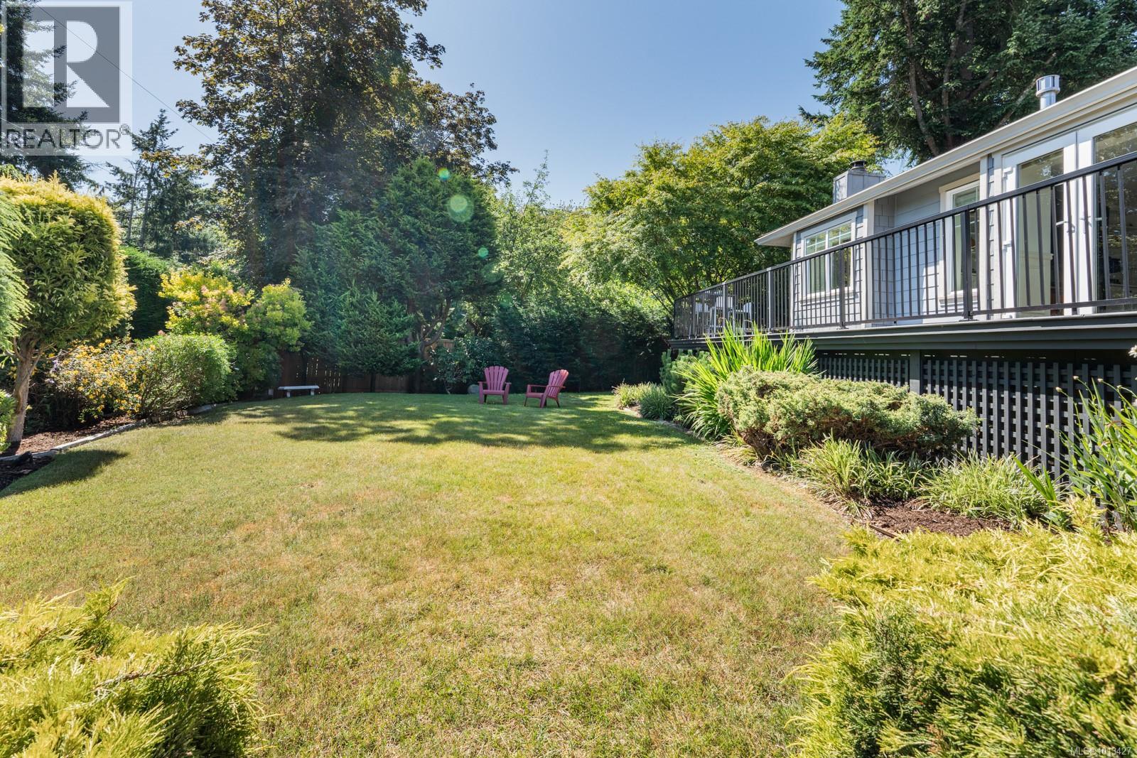 2618 Mill Bay Rd, Mill Bay