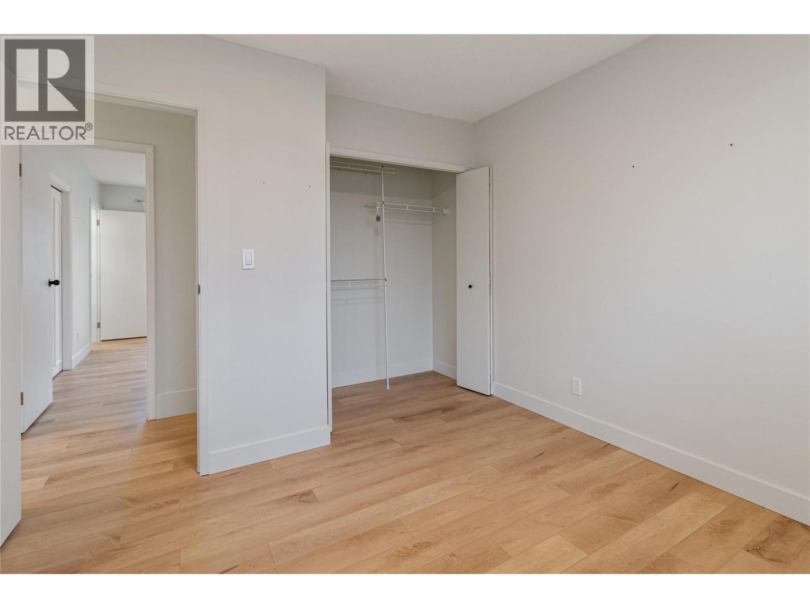 810 Westbrook Drive, West Kelowna
