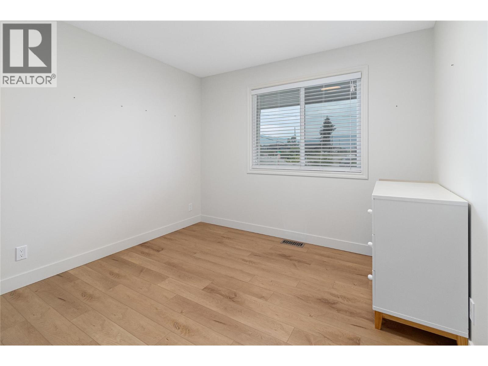  810 Westbrook Drive, West Kelowna