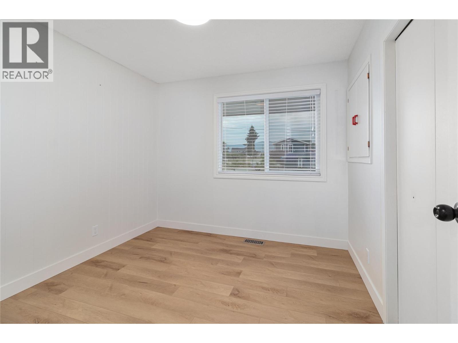  810 Westbrook Drive, West Kelowna