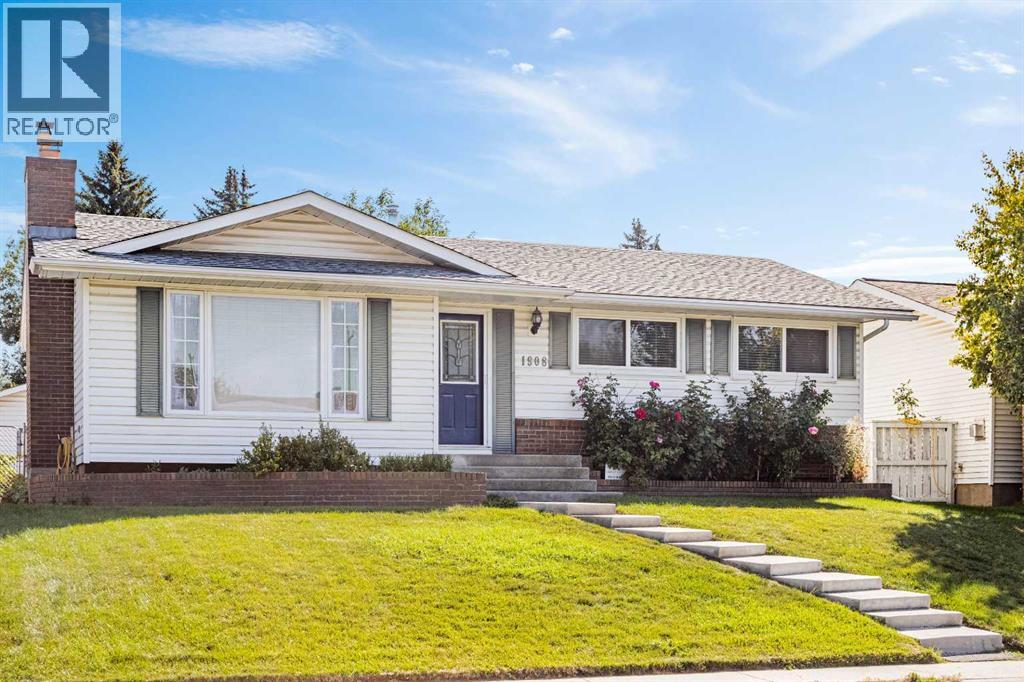 1908 65 Street NE, Calgary, Alberta