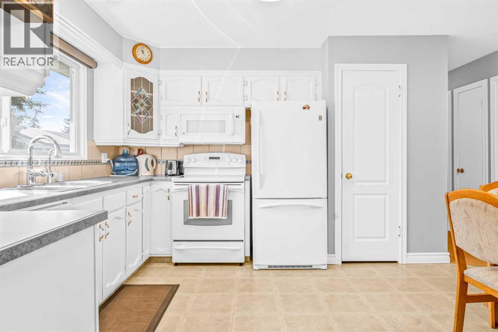 Single Family House Bungalow for Sale in   Street NE Pineridge Calgary 