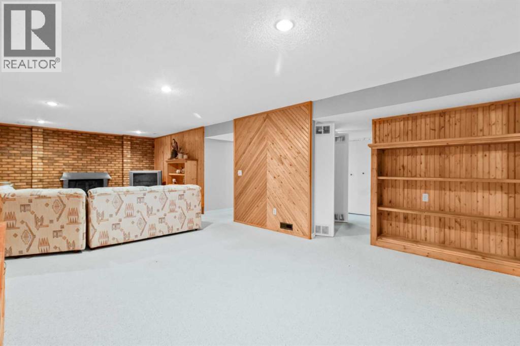 Single Family House Bungalow for Sale in   Street NE Pineridge Calgary 