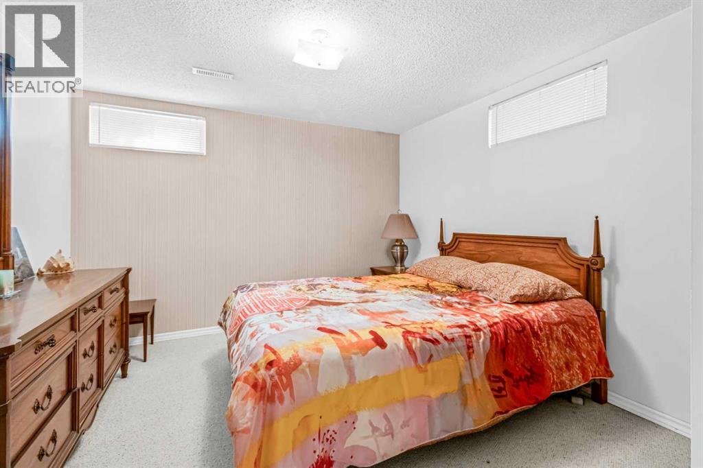Single Family House Bungalow for Sale in   Street NE Pineridge Calgary 