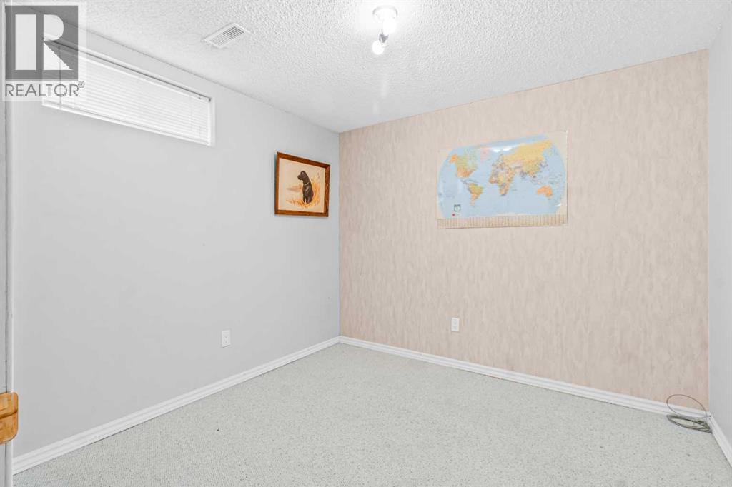 Single Family House Bungalow for Sale in   Street NE Pineridge Calgary 