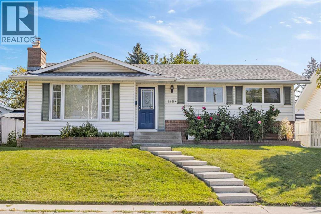 Single Family House Bungalow for Sale in   Street NE Pineridge Calgary 