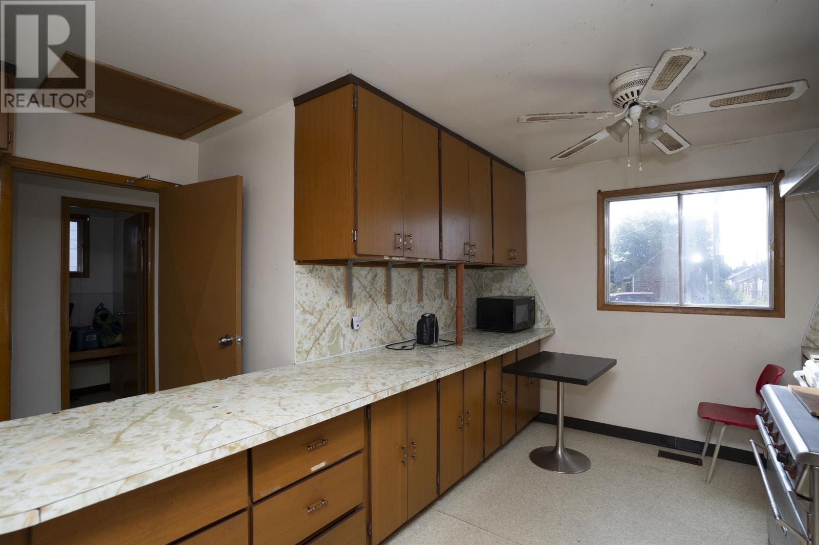 716 PACIFIC AVE - 16