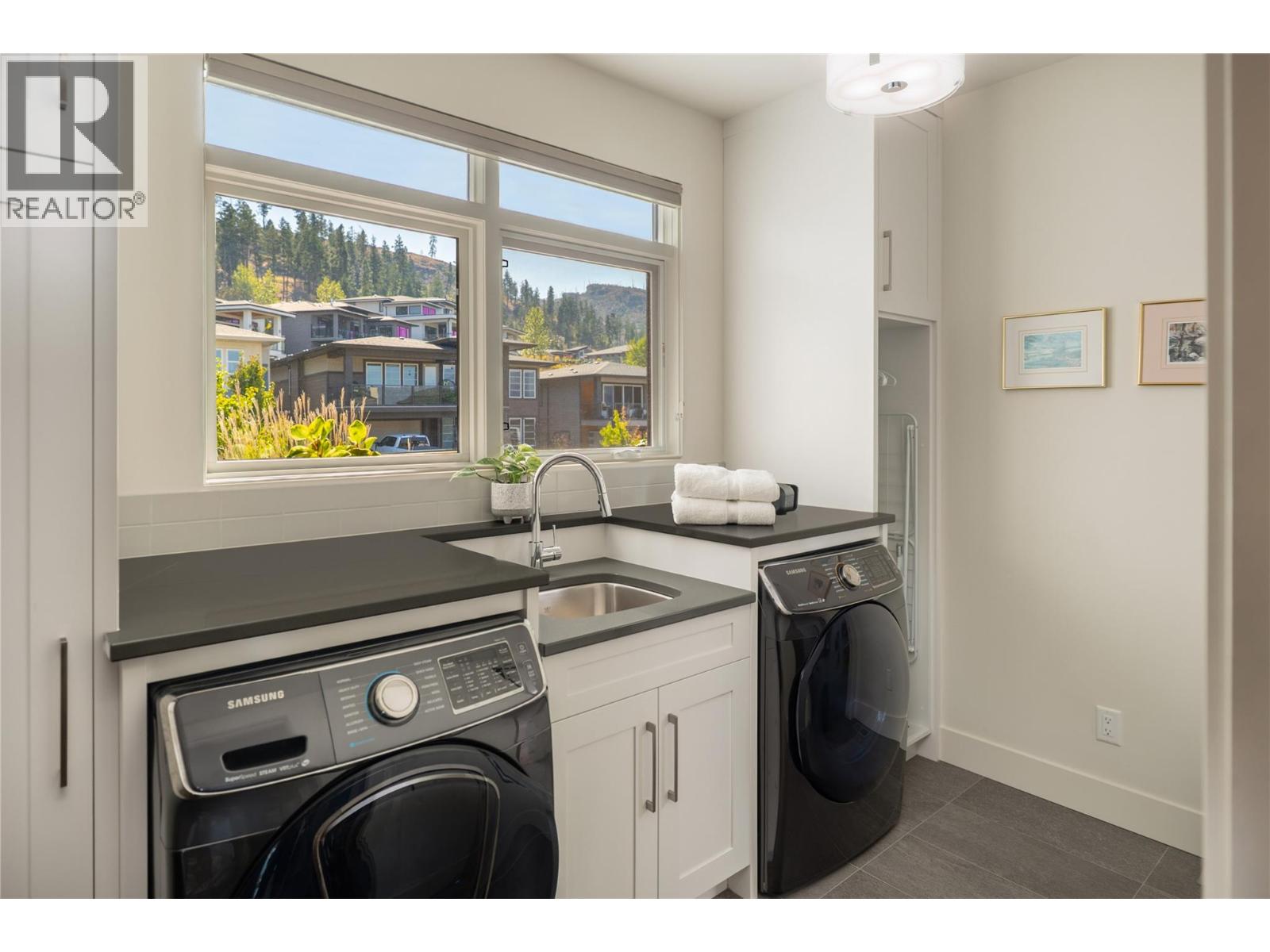  5640 Mountainside Drive, Kelowna