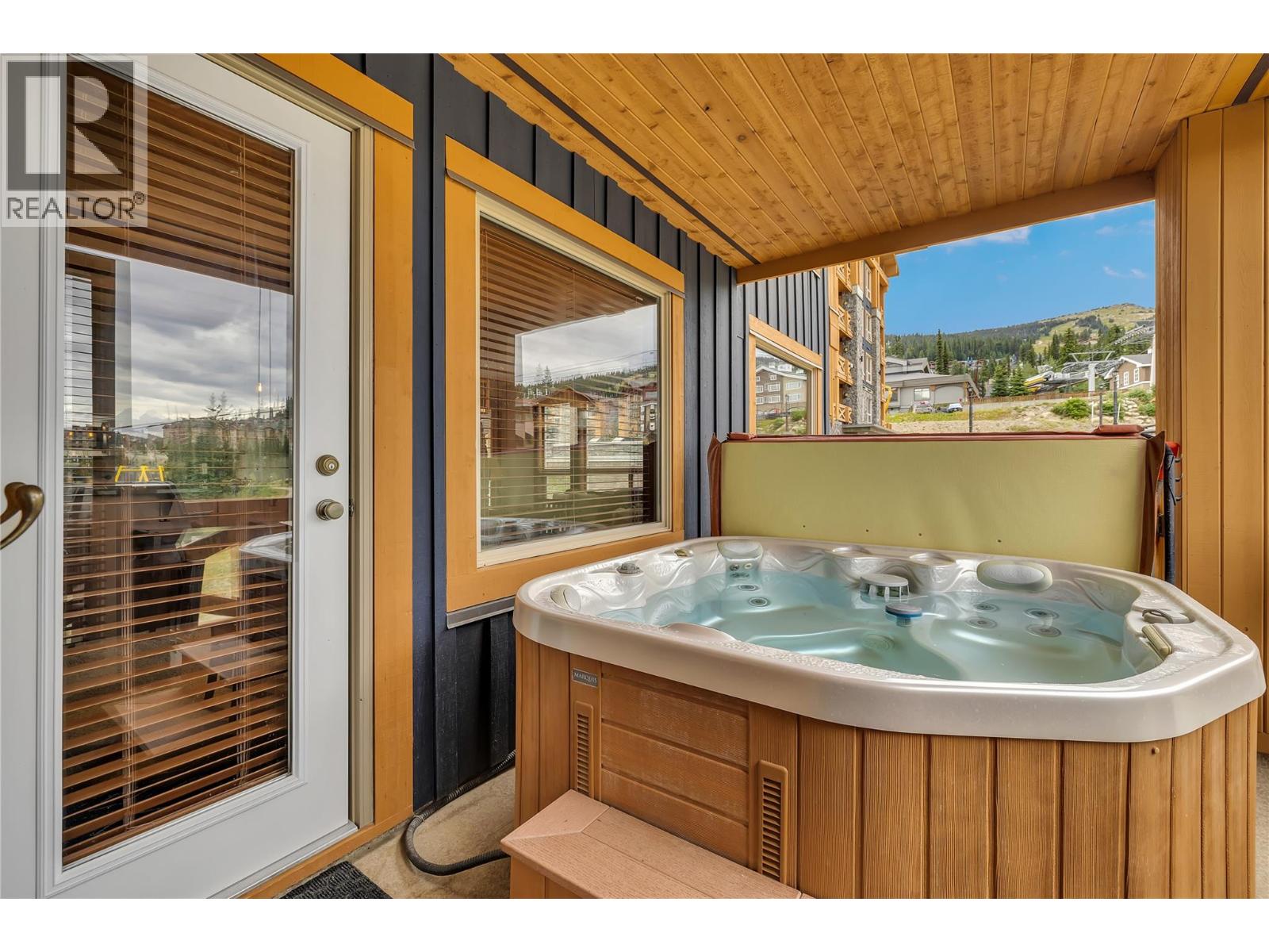375 Raven Ridge Road Unit# 301, Big White