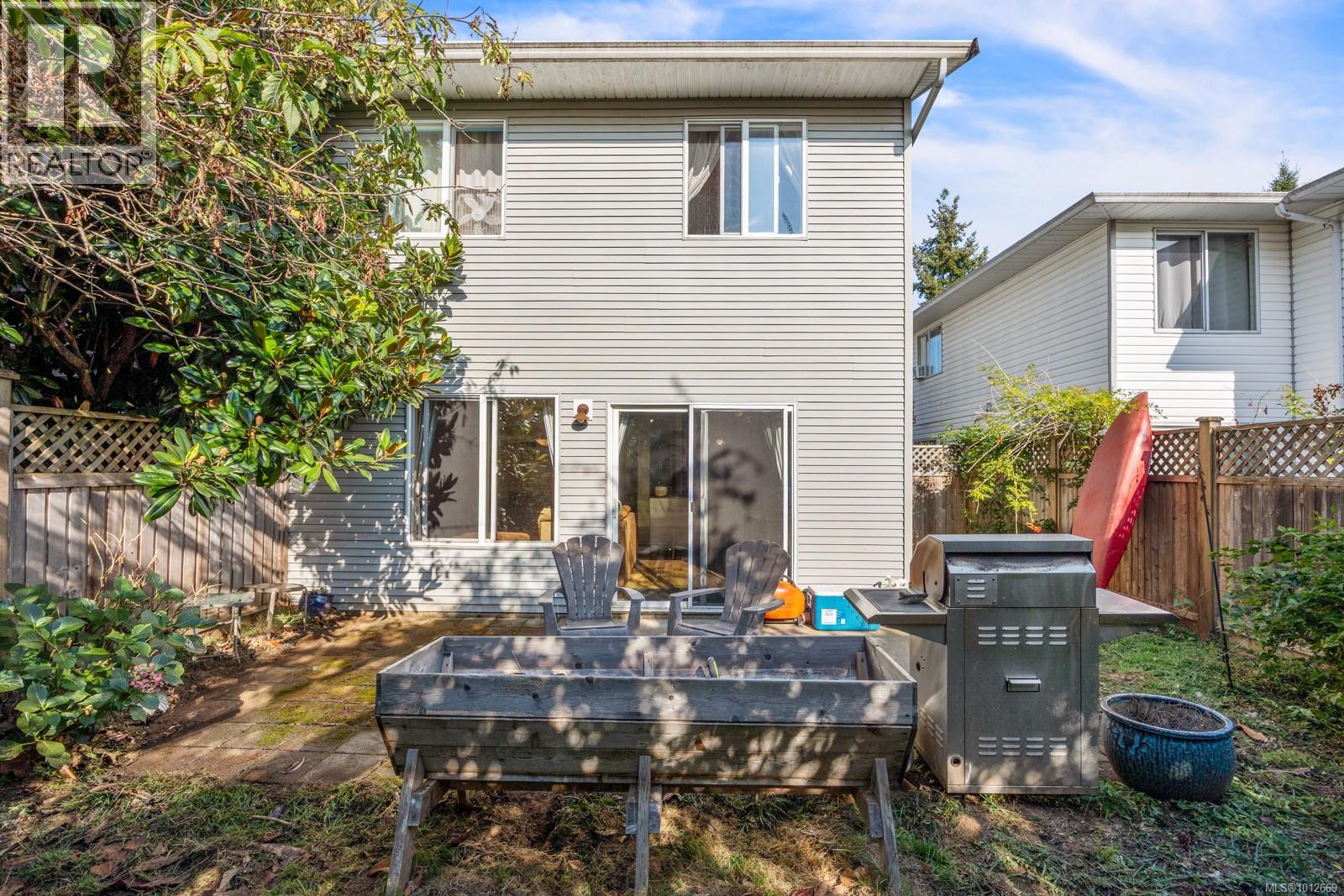 A 1919 Noort Pl, Courtenay