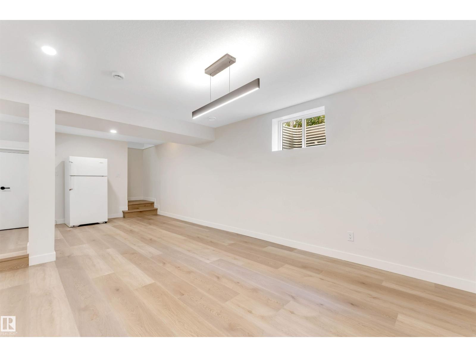 Single Family House Bungalow for Sale in   AV NW Edmonton 
