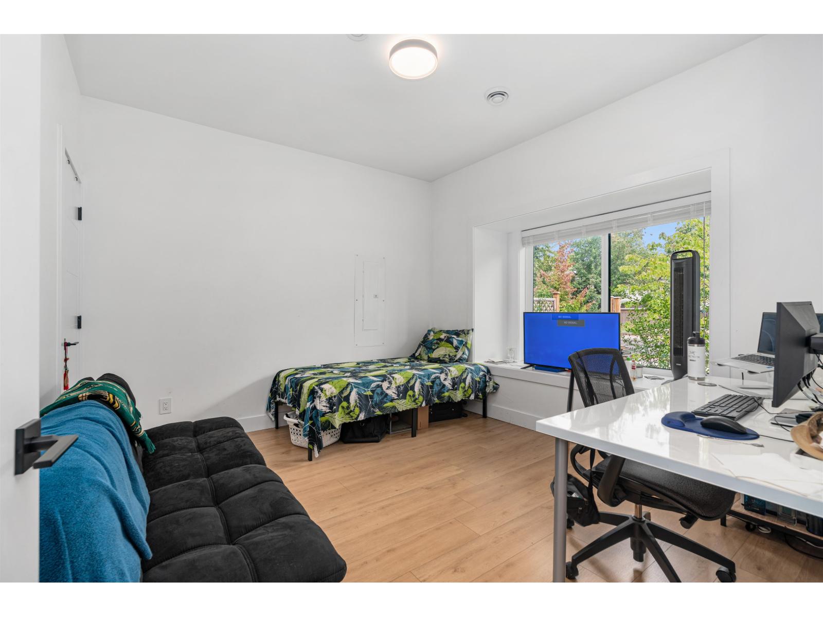 18470 64 AVENUE, Surrey