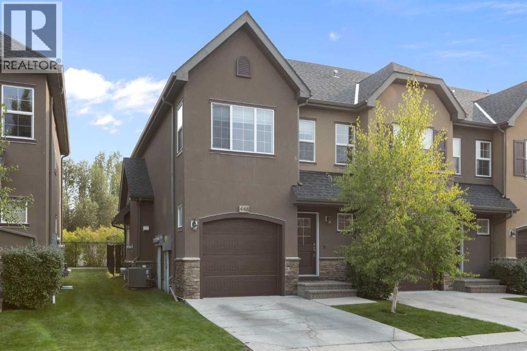 448 Quarry Villas SE, Calgary, Alberta