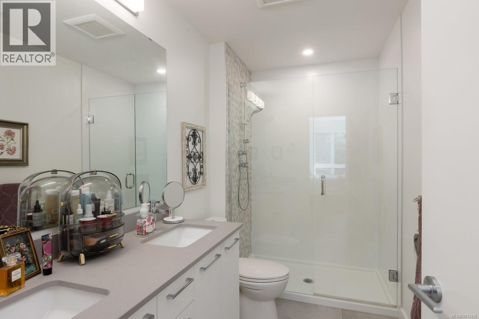 405 960 Reunion Avenue, Langford