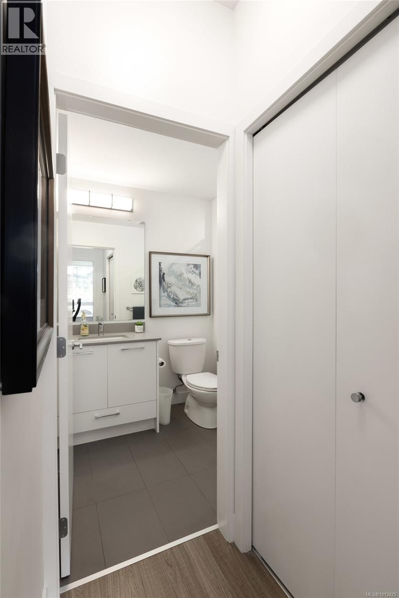 405 960 Reunion Avenue, Langford