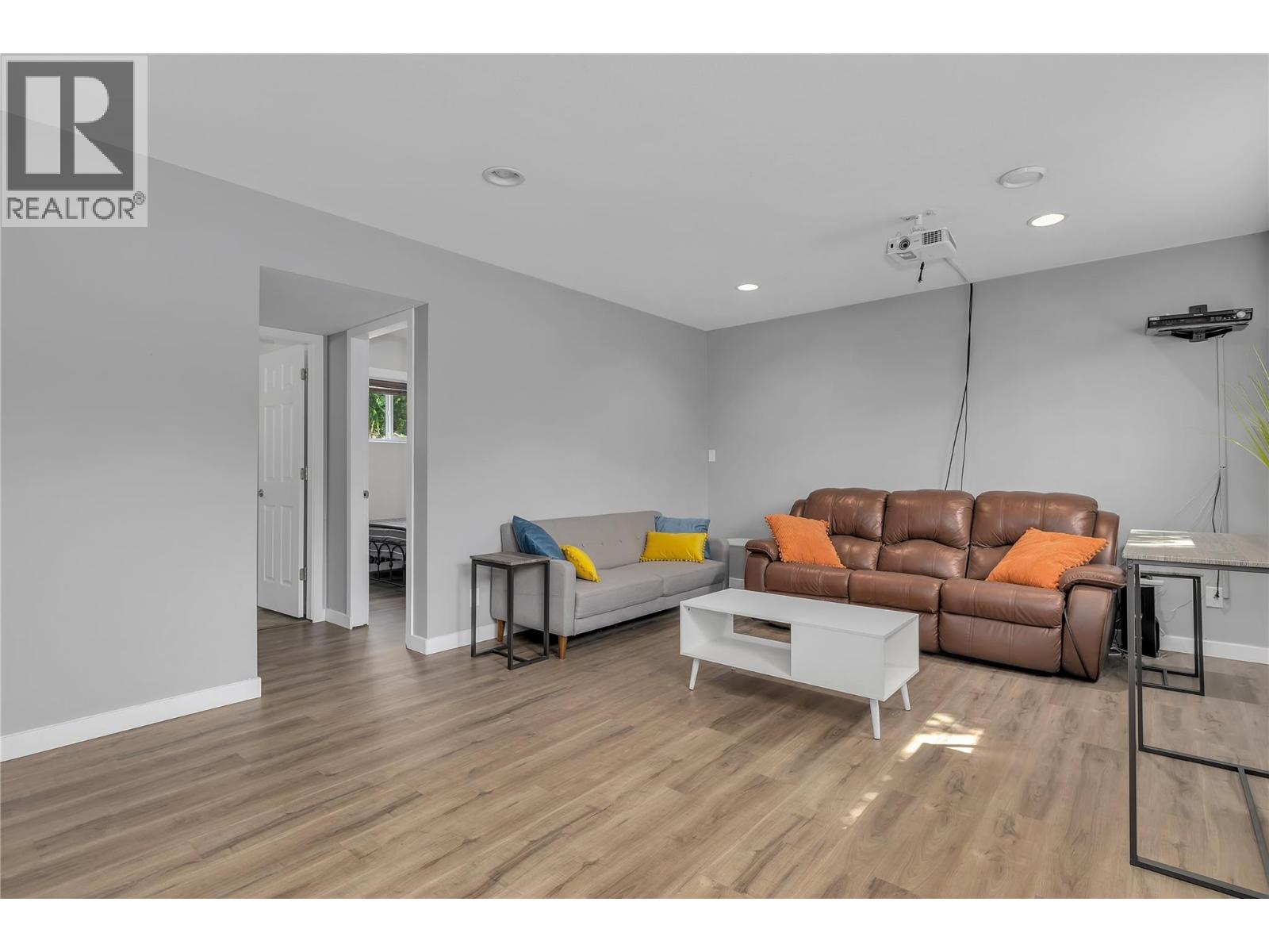  1301 Ponderosa Road, West Kelowna