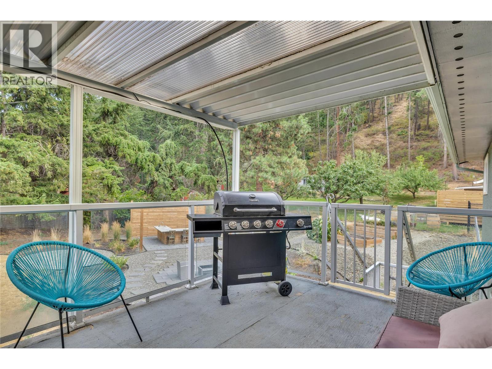  1301 Ponderosa Road, West Kelowna