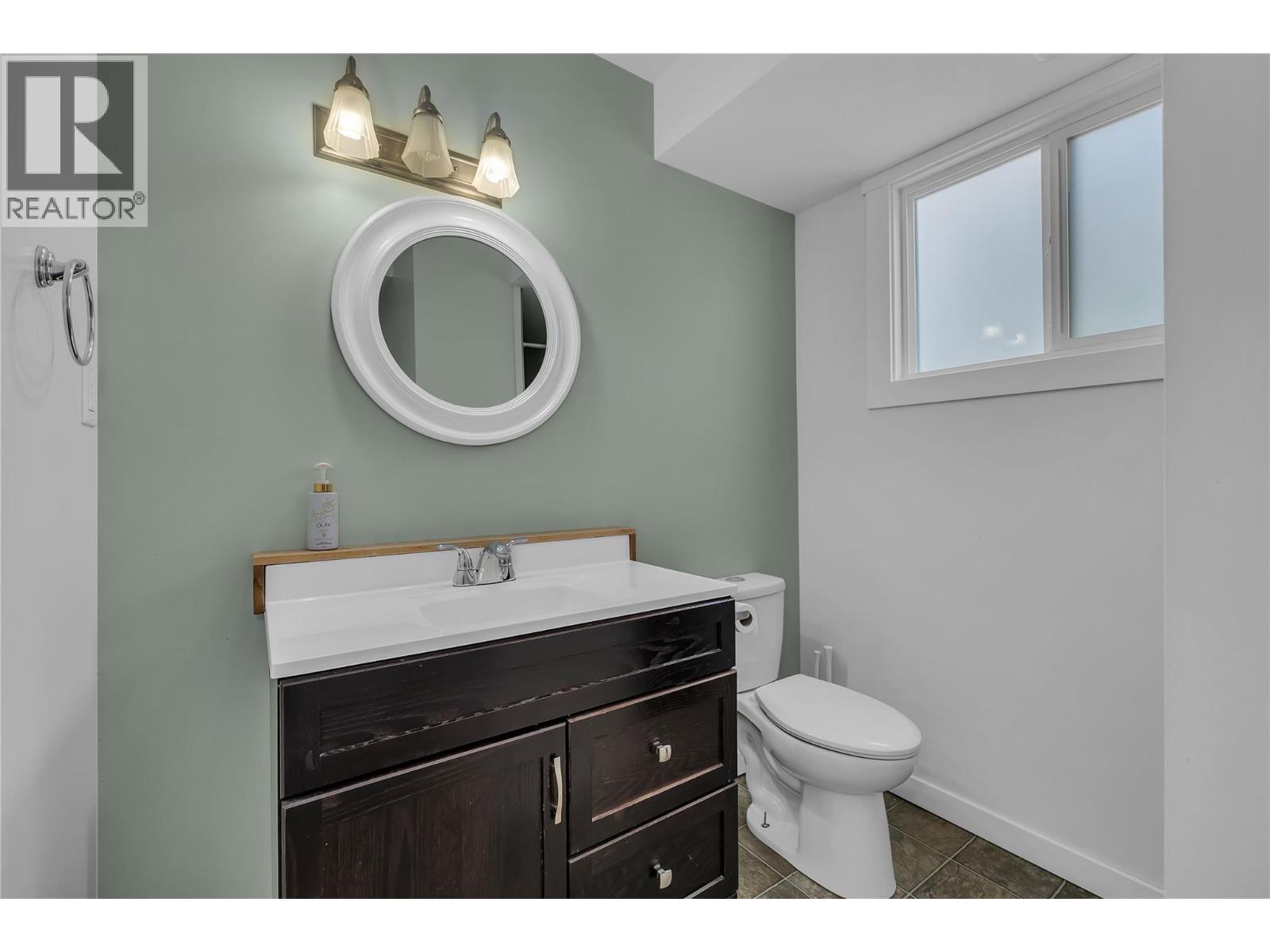  1301 Ponderosa Road, West Kelowna