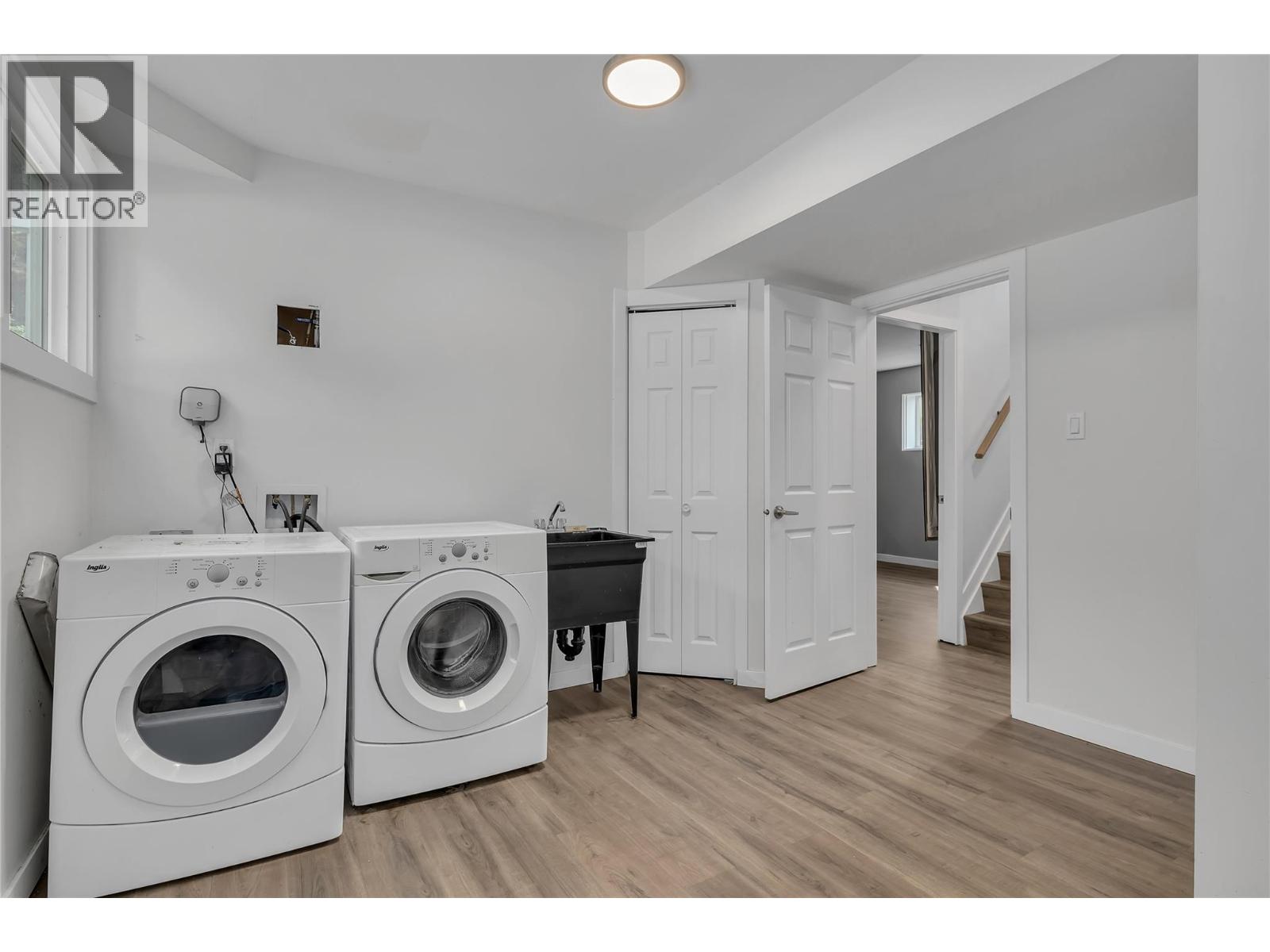  1301 Ponderosa Road, West Kelowna