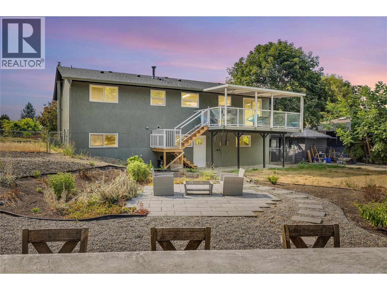  1301 Ponderosa Road, West Kelowna