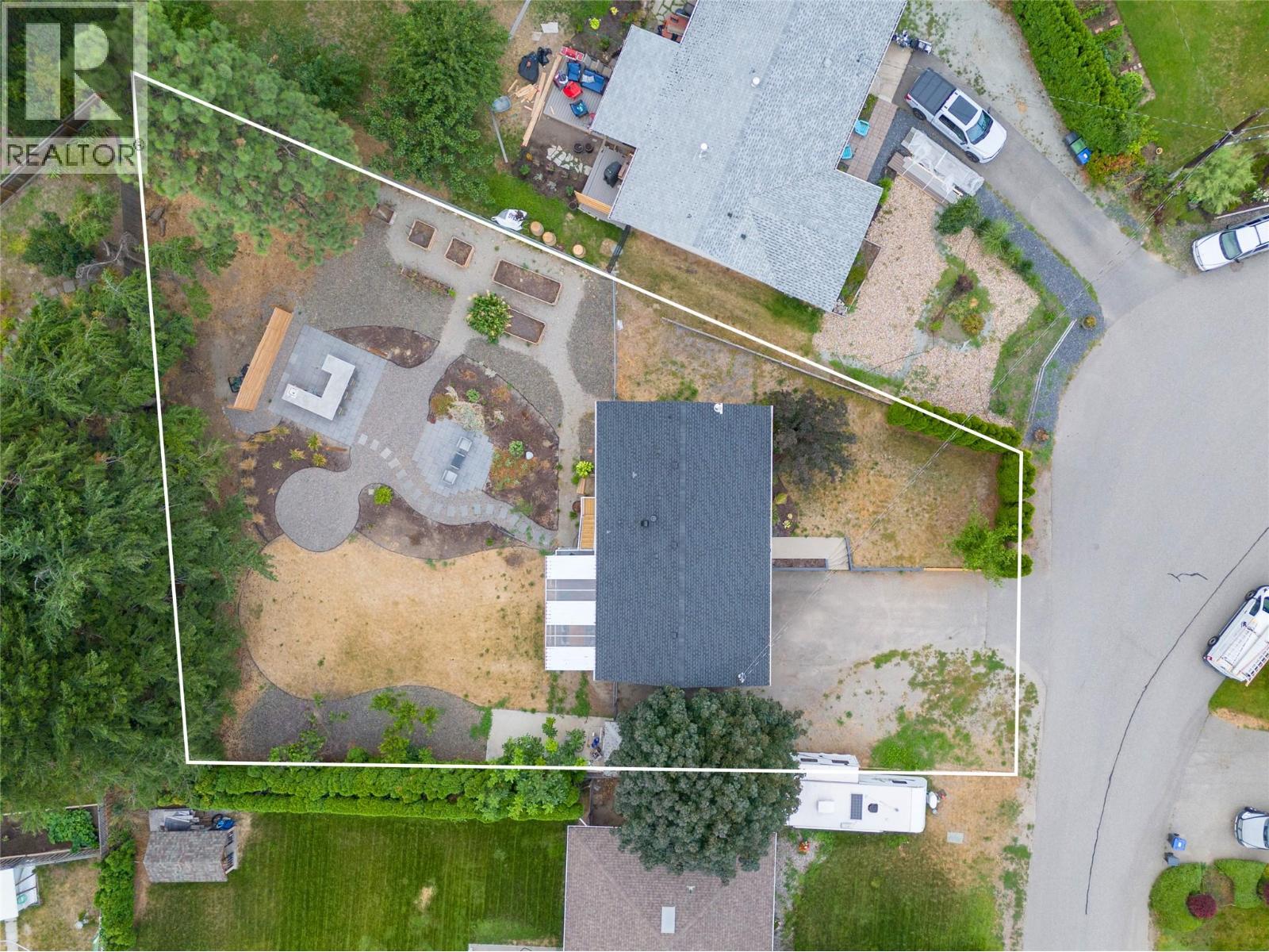  1301 Ponderosa Road, West Kelowna