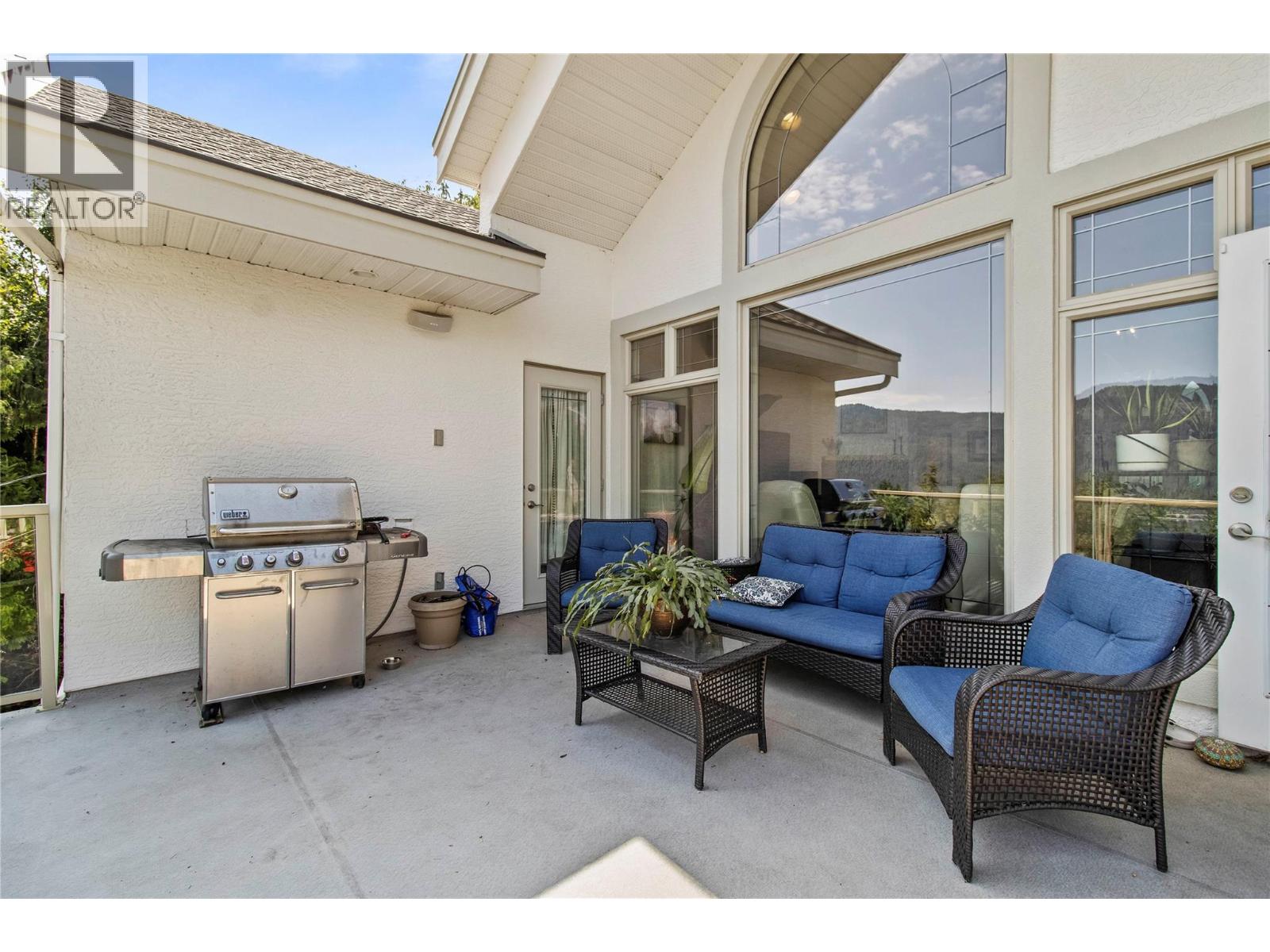 2422 Waverly Drive, Blind Bay