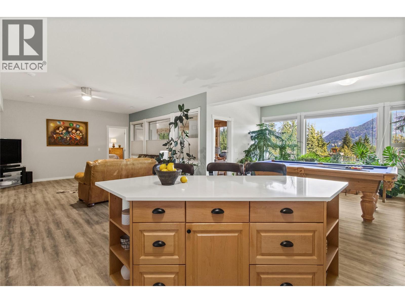 2422 Waverly Drive, Blind Bay