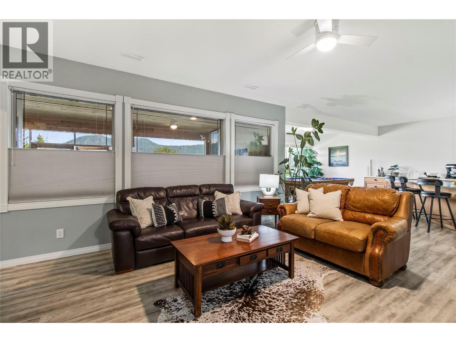 2422 Waverly Drive, Blind Bay