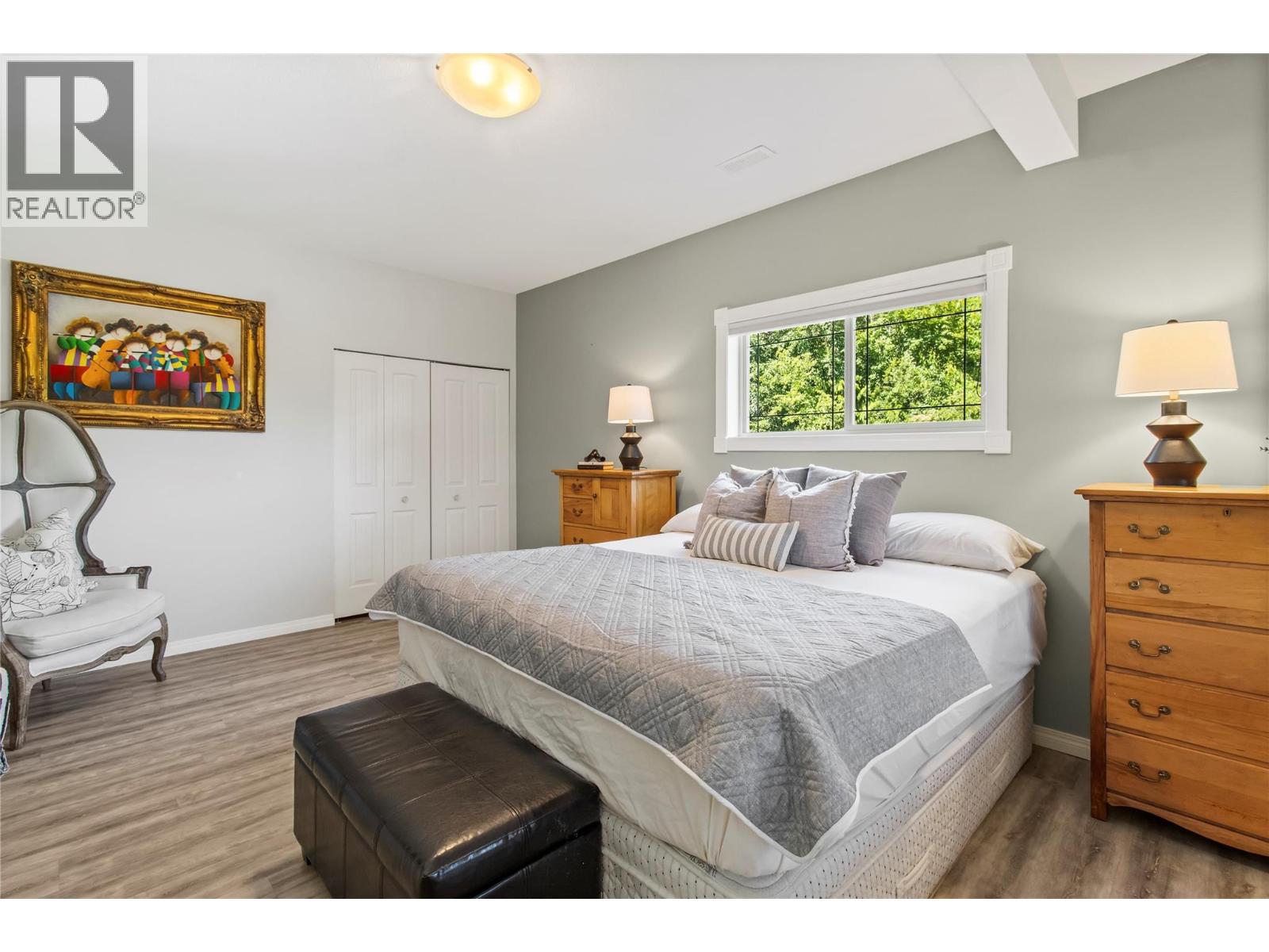 2422 Waverly Drive, Blind Bay