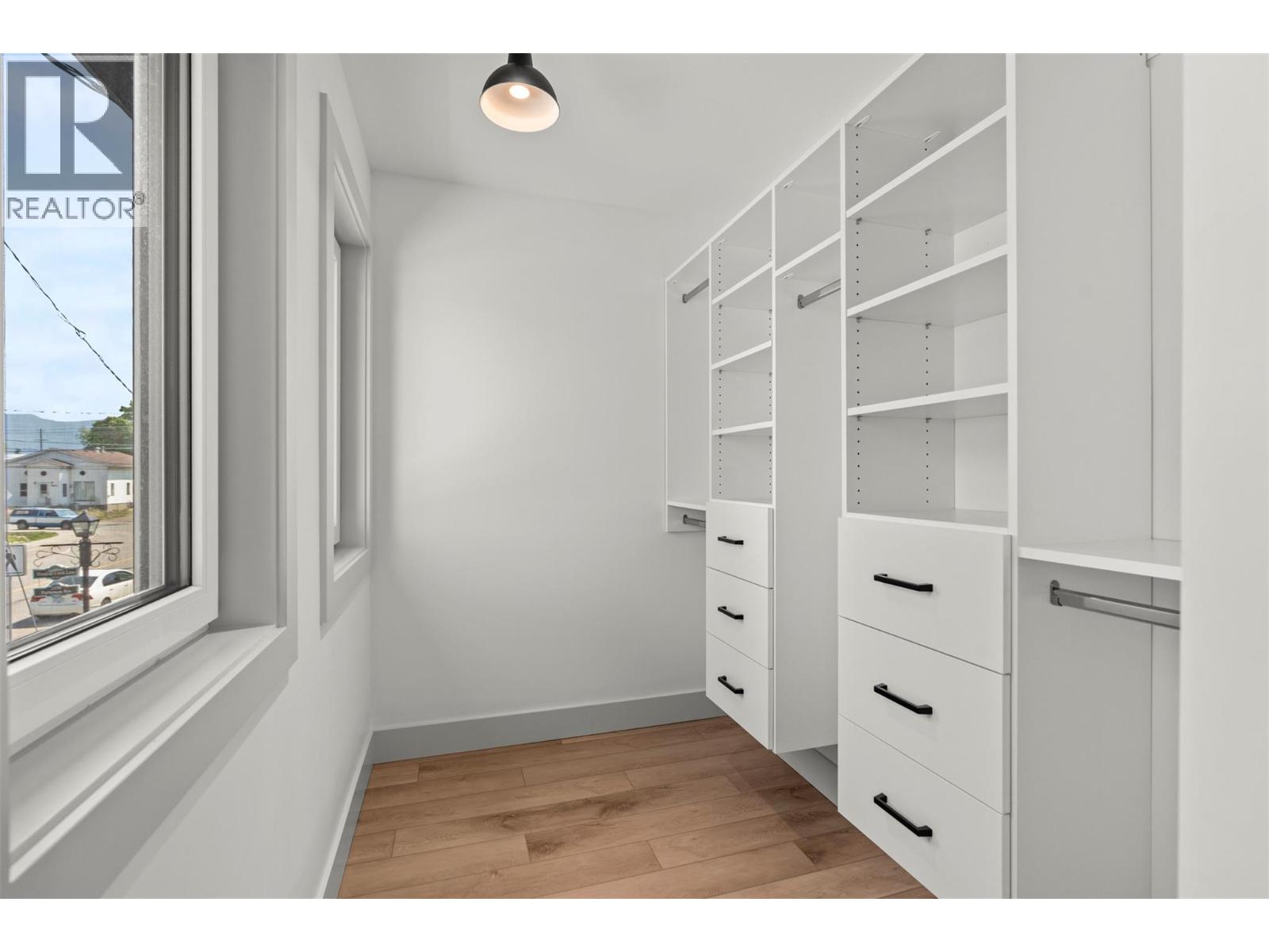 2345 Patterson Avenue Unit# 101, Armstrong
