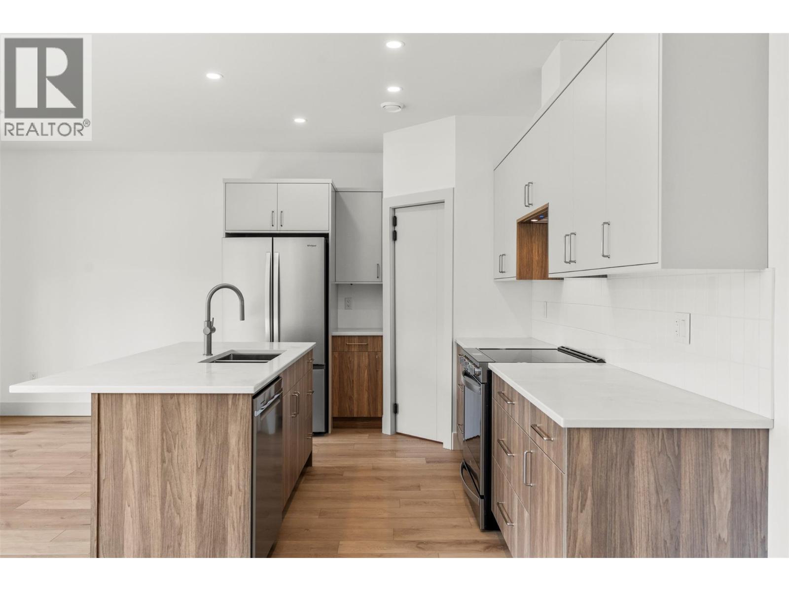 2345 Patterson Avenue Unit# 101, Armstrong
