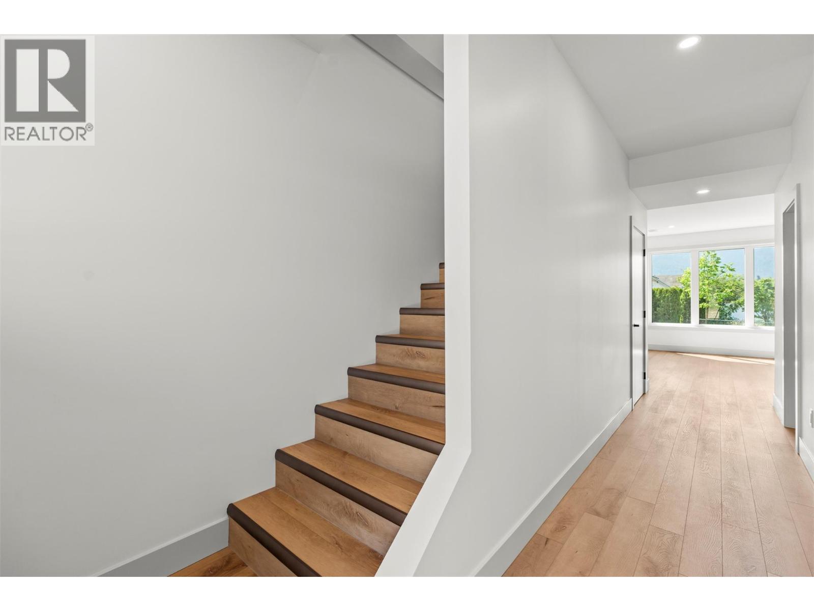 2345 Patterson Avenue Unit# 101, Armstrong