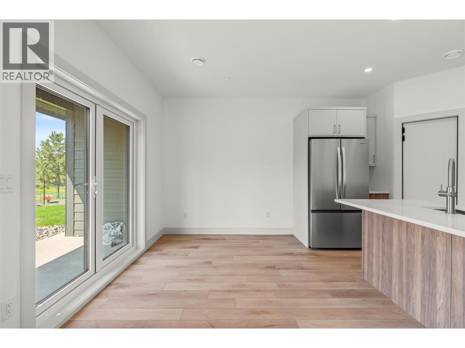 2345 Patterson Avenue Unit# 101, Armstrong