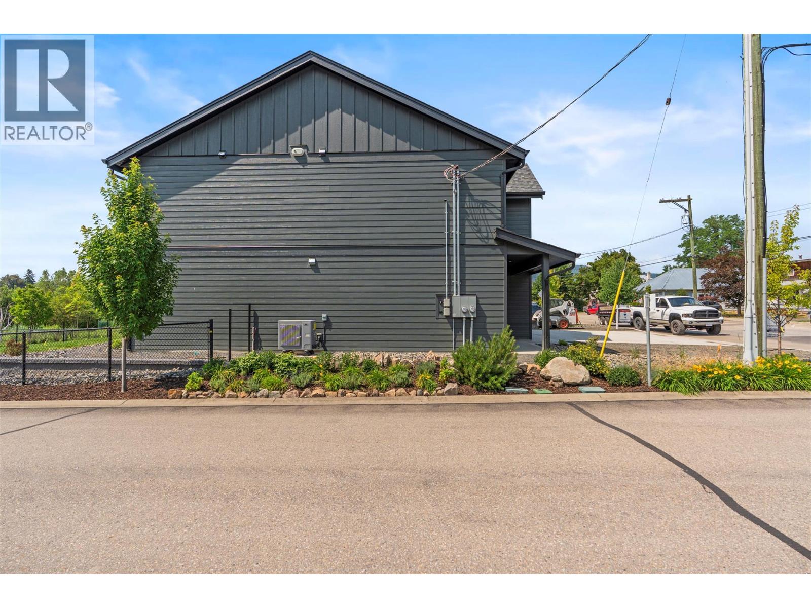 2345 Patterson Avenue Unit# 101, Armstrong