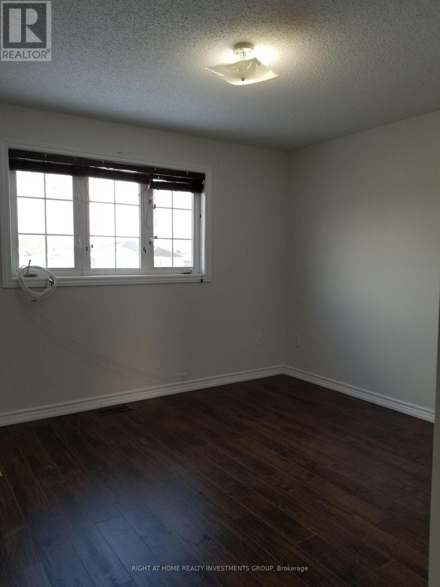 Multi-family House for Sale in  LANG DRIVE Barrie (Northwest) 