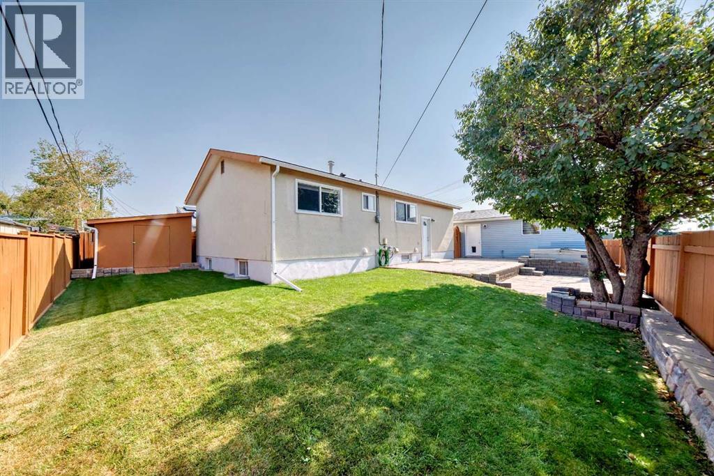Single Family House Bungalow for Sale in  Olympia Crescent SE Ogden Calgary 