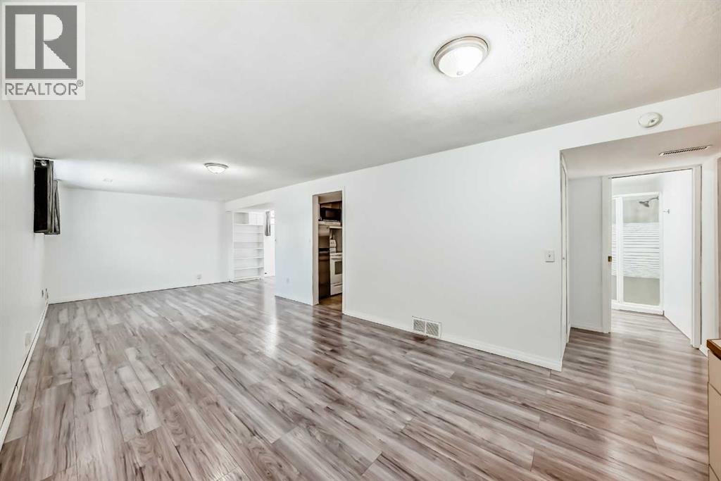 Single Family House Bungalow for Sale in  Olympia Crescent SE Ogden Calgary 