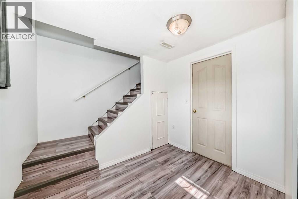 Single Family House Bungalow for Sale in  Olympia Crescent SE Ogden Calgary 