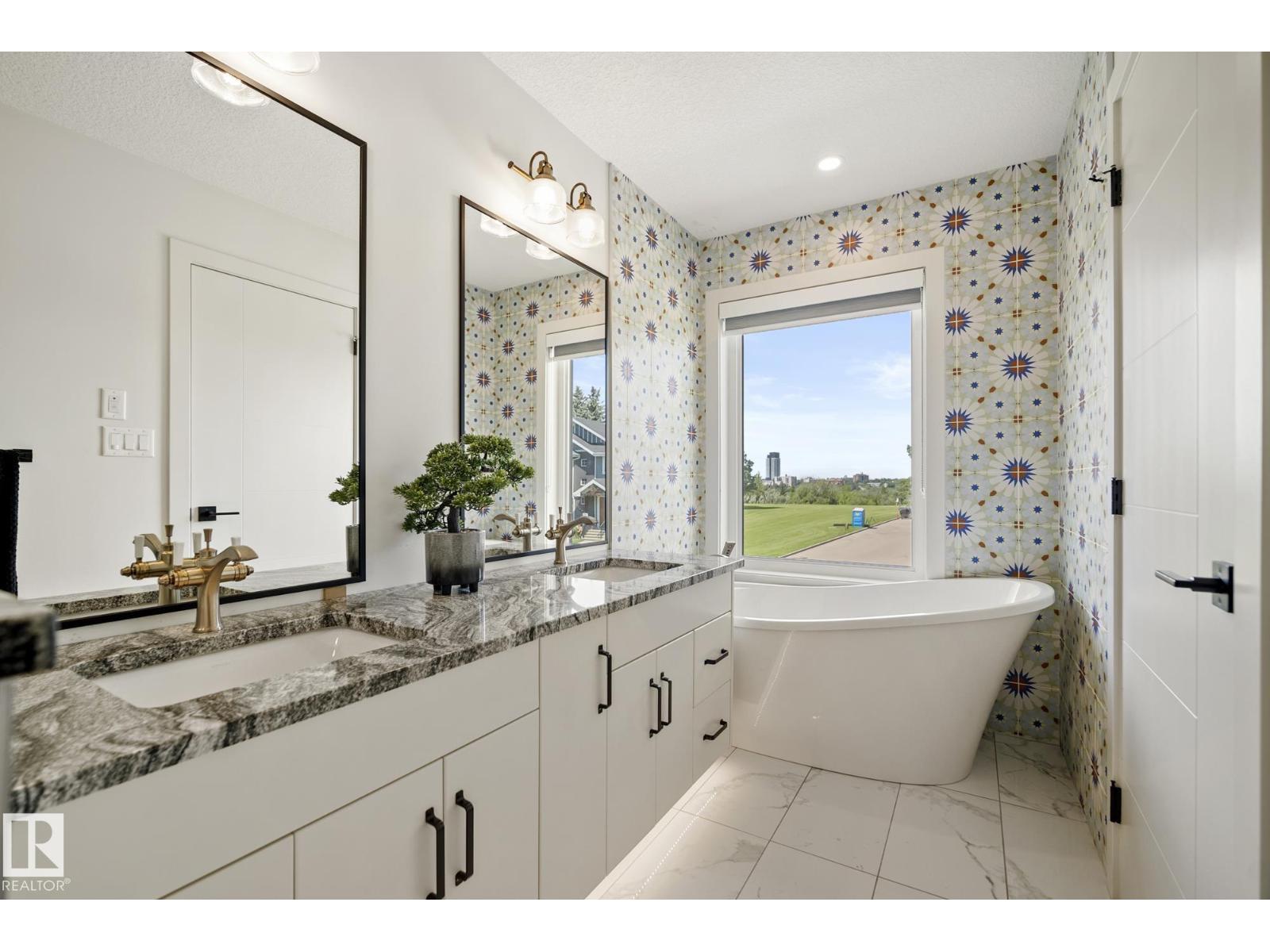 8803 STRATHEARN DR NW, Edmonton