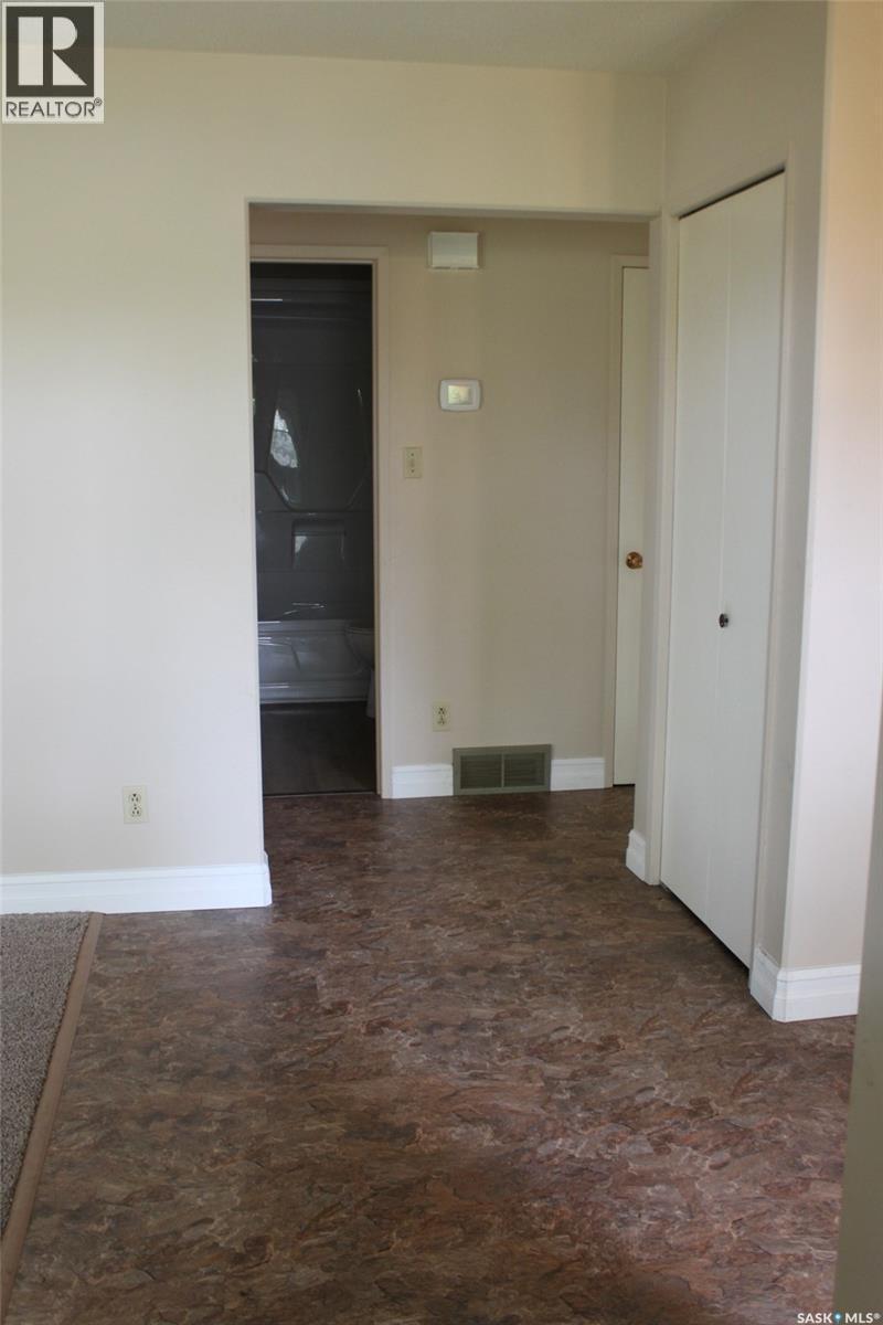 310 1ST AVENUE W - 14
