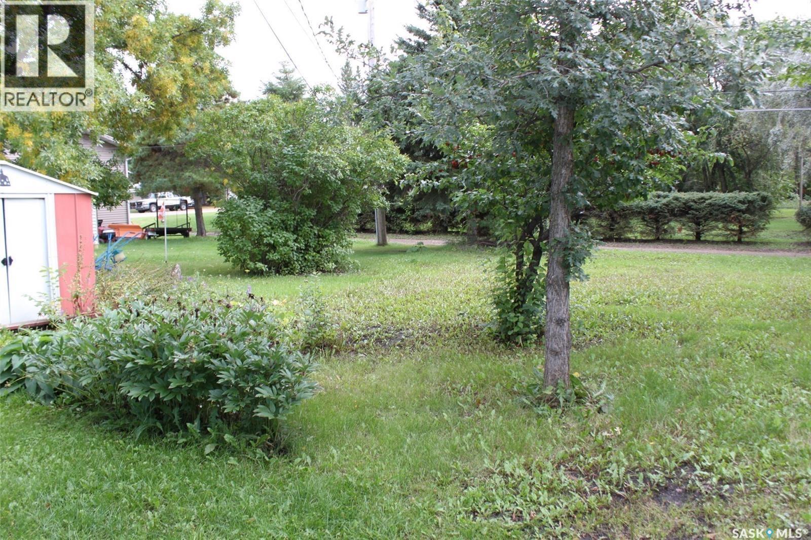 310 1st AVENUE W - Photo 3 of 23, Canora, Saskatchewan