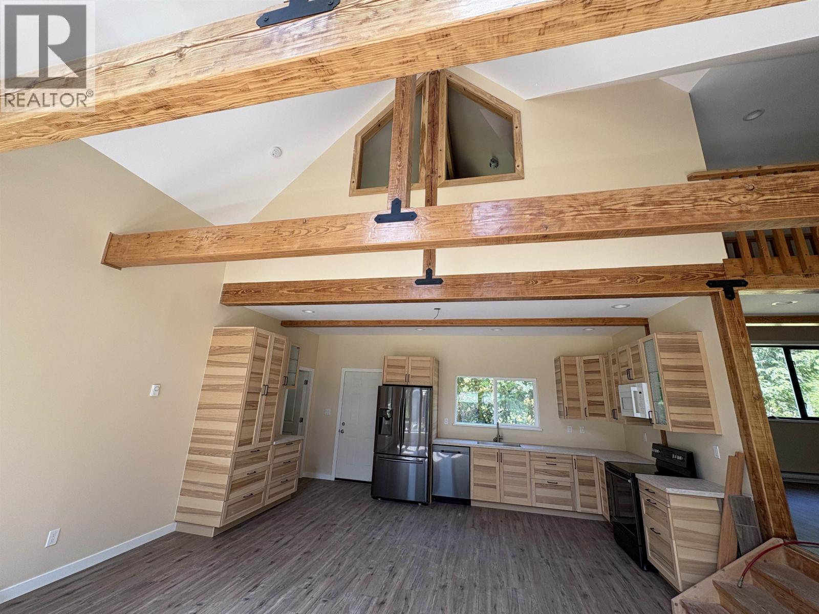 650a DULCIE ROAD, Gambier Island