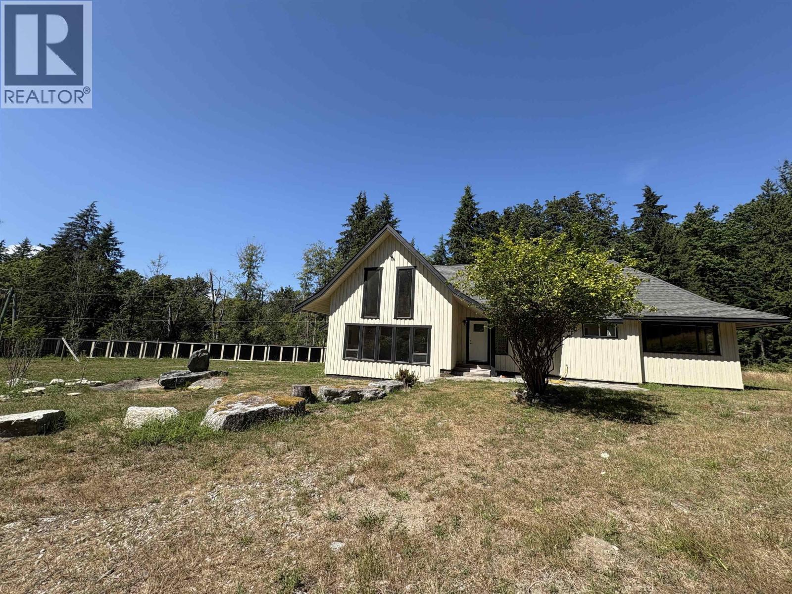 650a DULCIE ROAD, Gambier Island