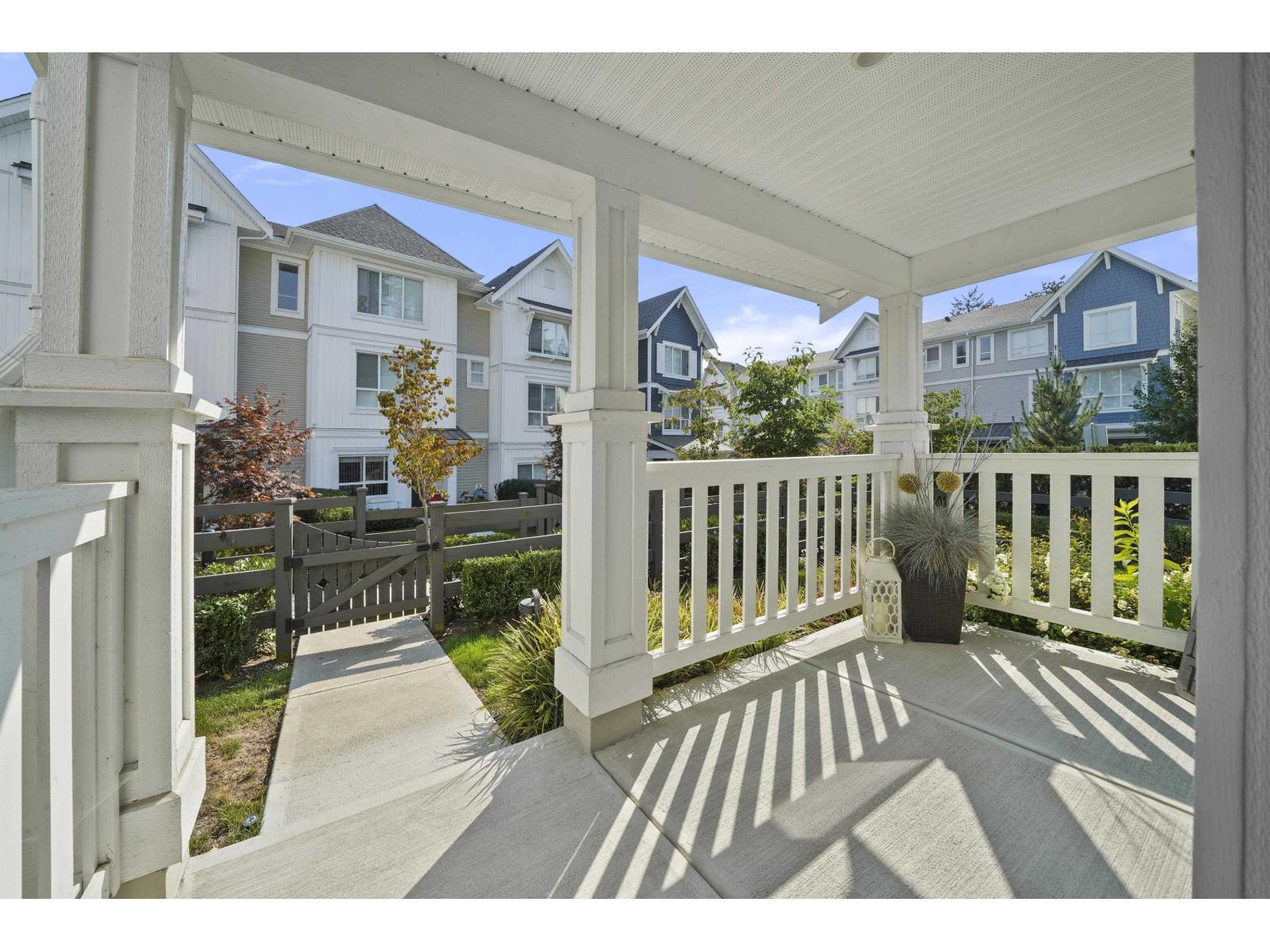 115 8335 NELSON STREET, Mission