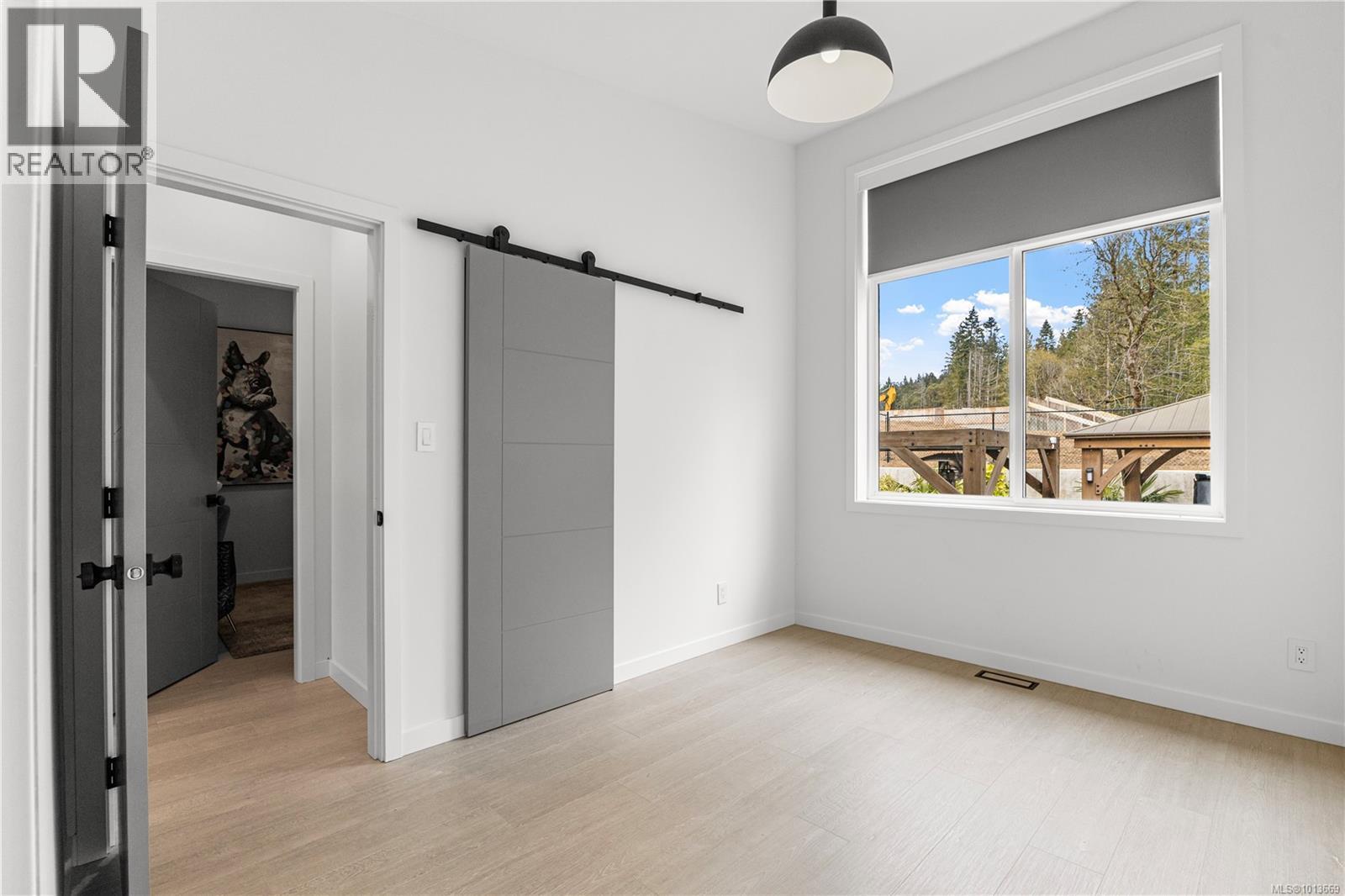  1046 Golden Spire Crescent, Langford