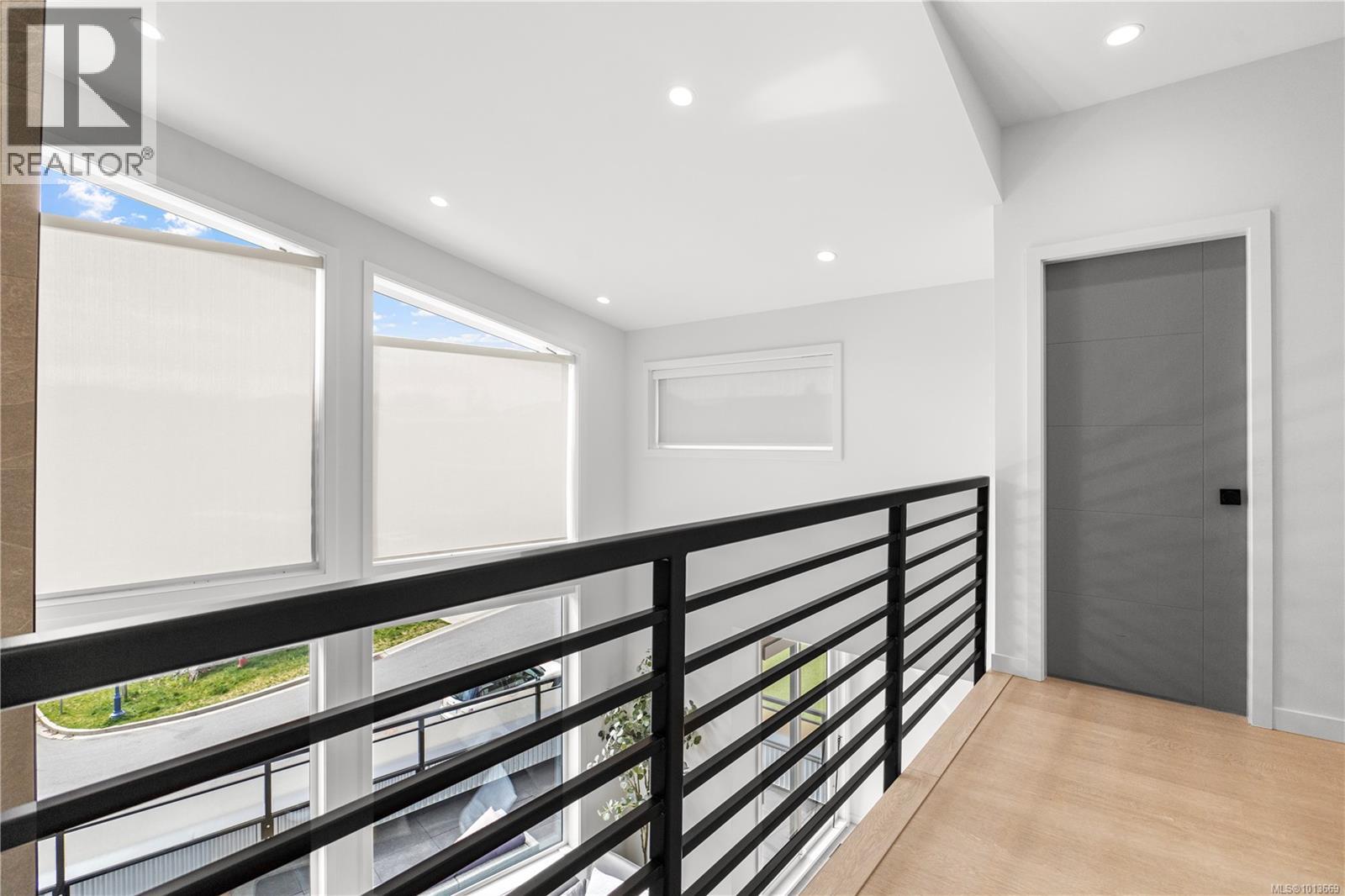  1046 Golden Spire Crescent, Langford