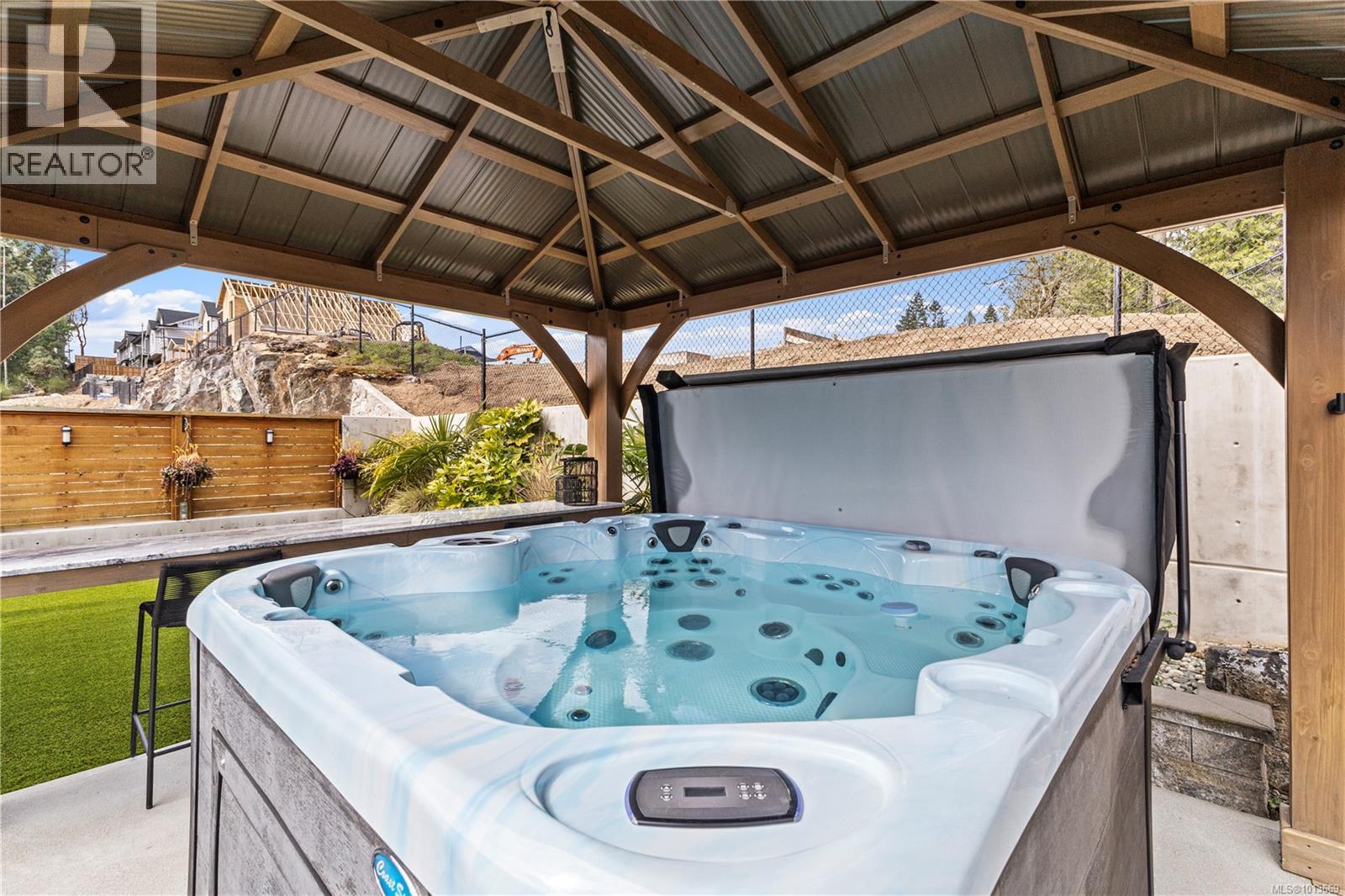 1046 Golden Spire Crescent, Langford