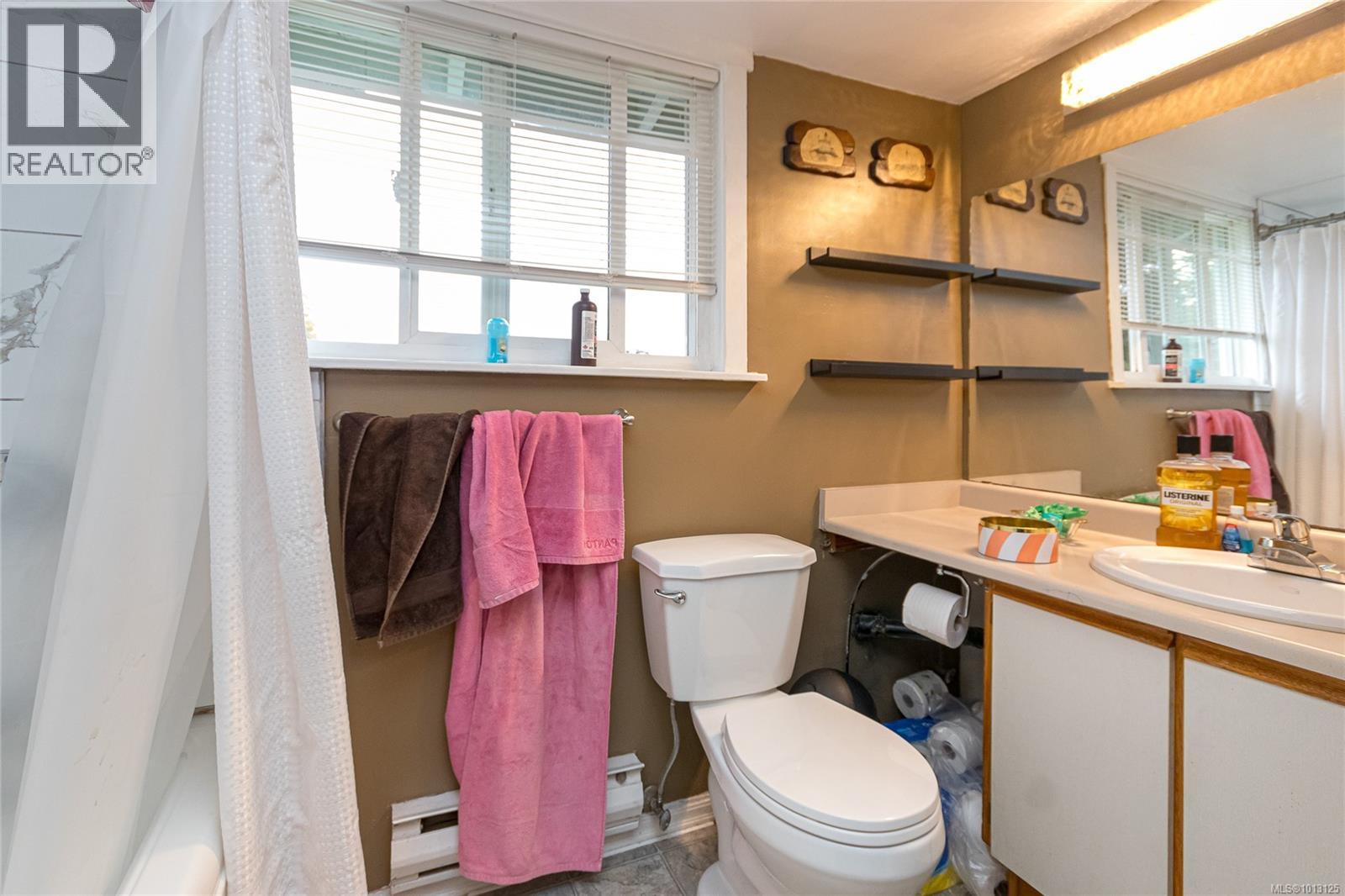 Single Family House Character for Sale in  Quadra St Victoria 