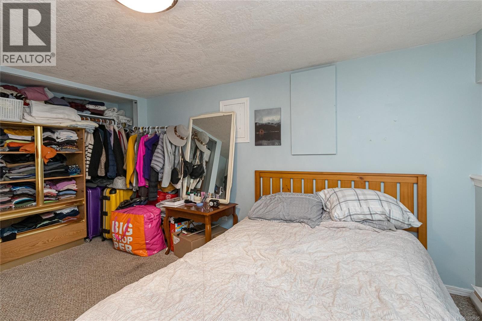 Single Family House Character for Sale in  Quadra St Victoria 